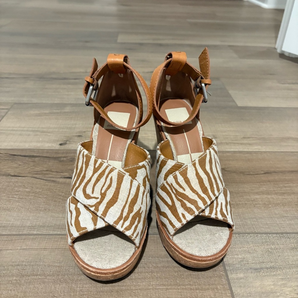 DOLCE VITA Urbane Zebra Wedge Sandal Platform Heels Brown Natural Canvas cork 7 - Picture 2 of 9